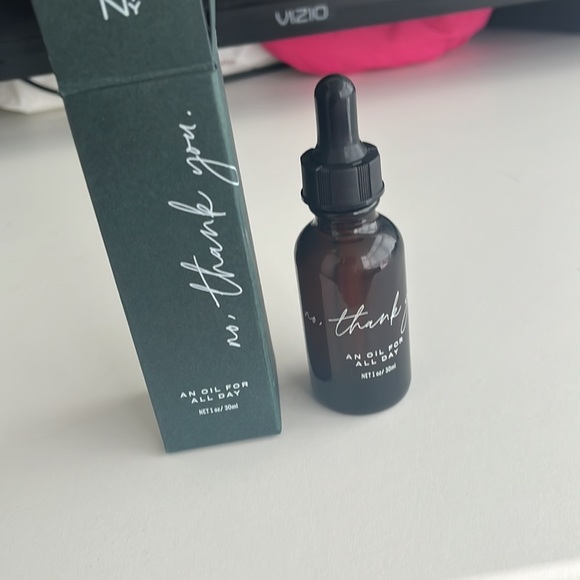 NIB NTY No Thank You an oil for all day - Picture 3 of 3